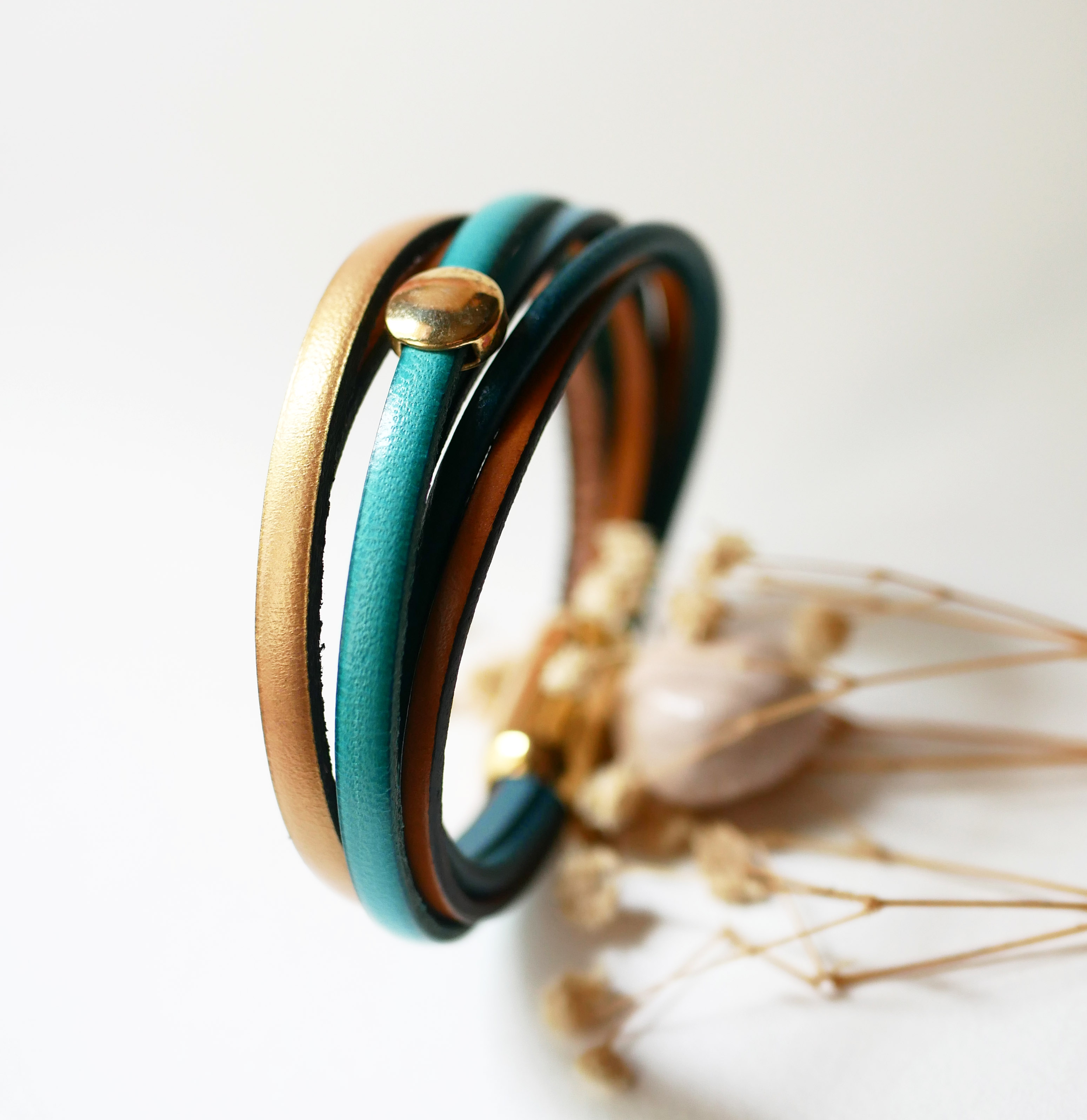 Blauw en gouden manchetarmband voor dames