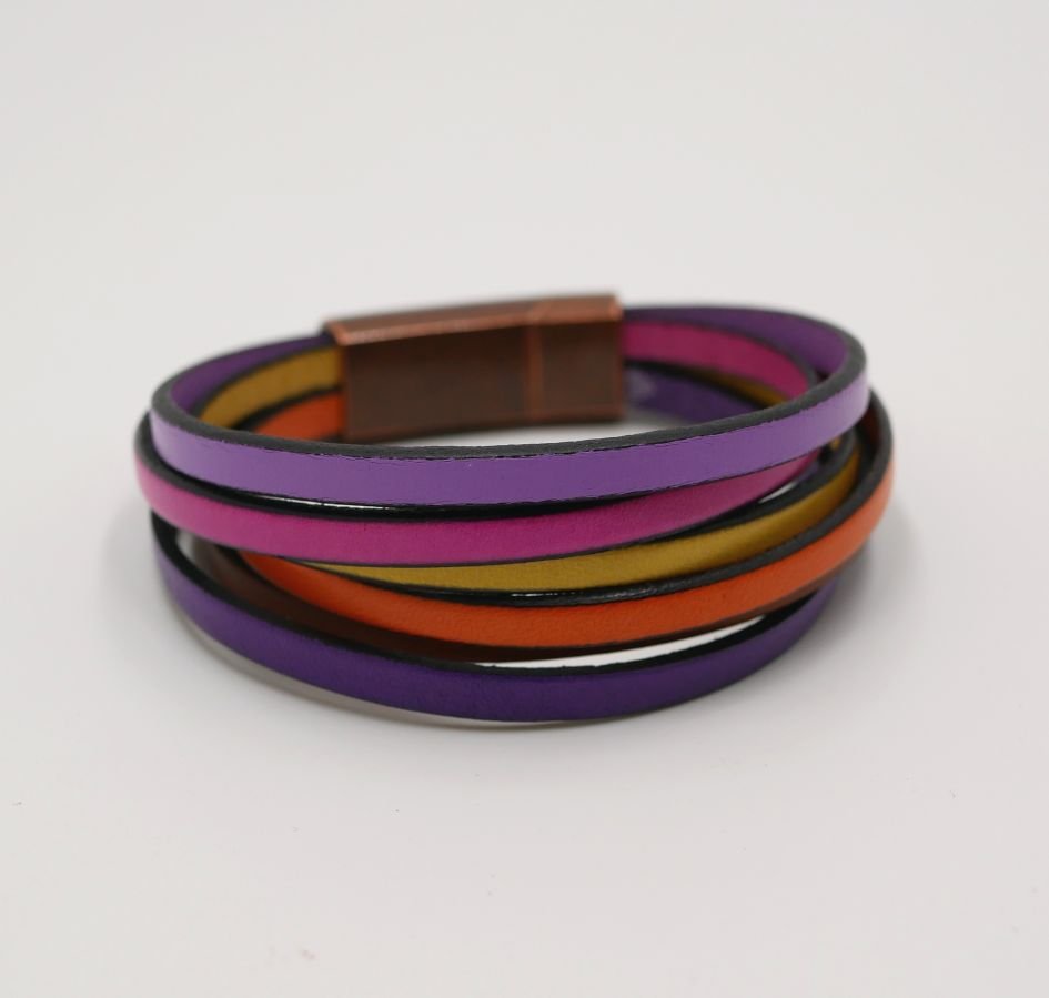 Multi-lederen manchet armband in tonische kleuren