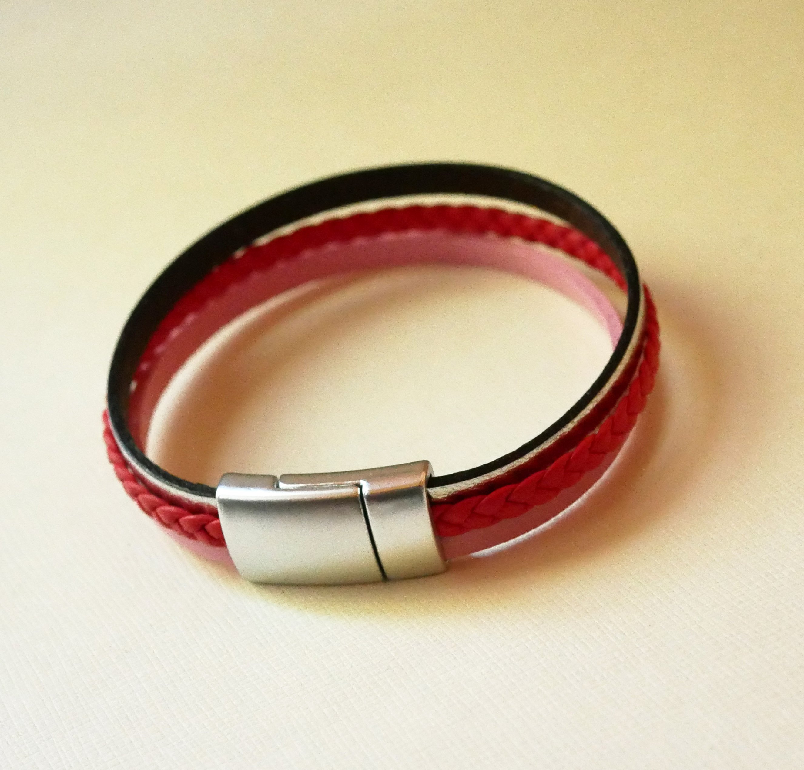 Koraal rood en zilver leer en roze multi-leer manchet armband