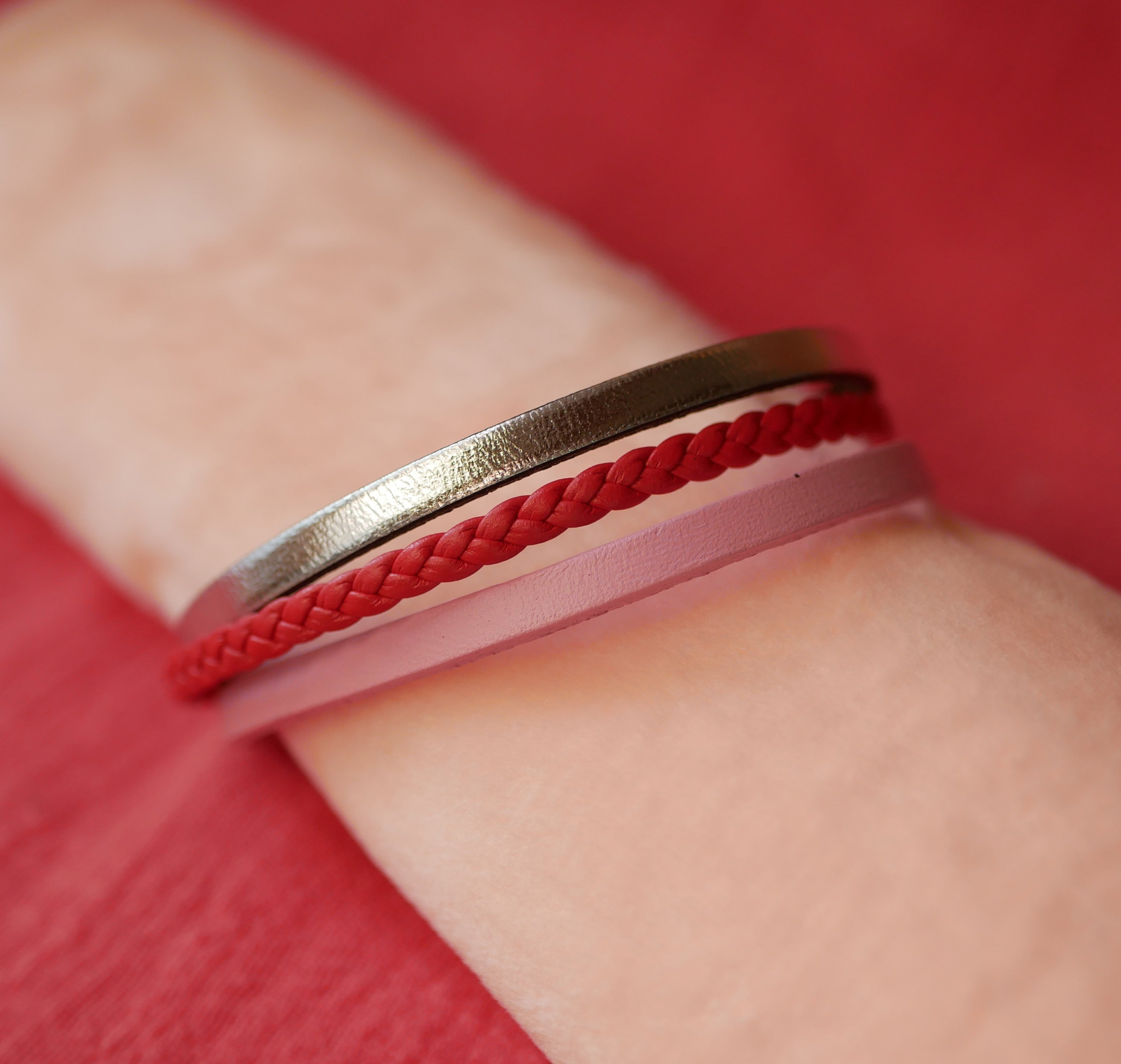 Koraal rood en zilver leer en roze multi-leer manchet armband