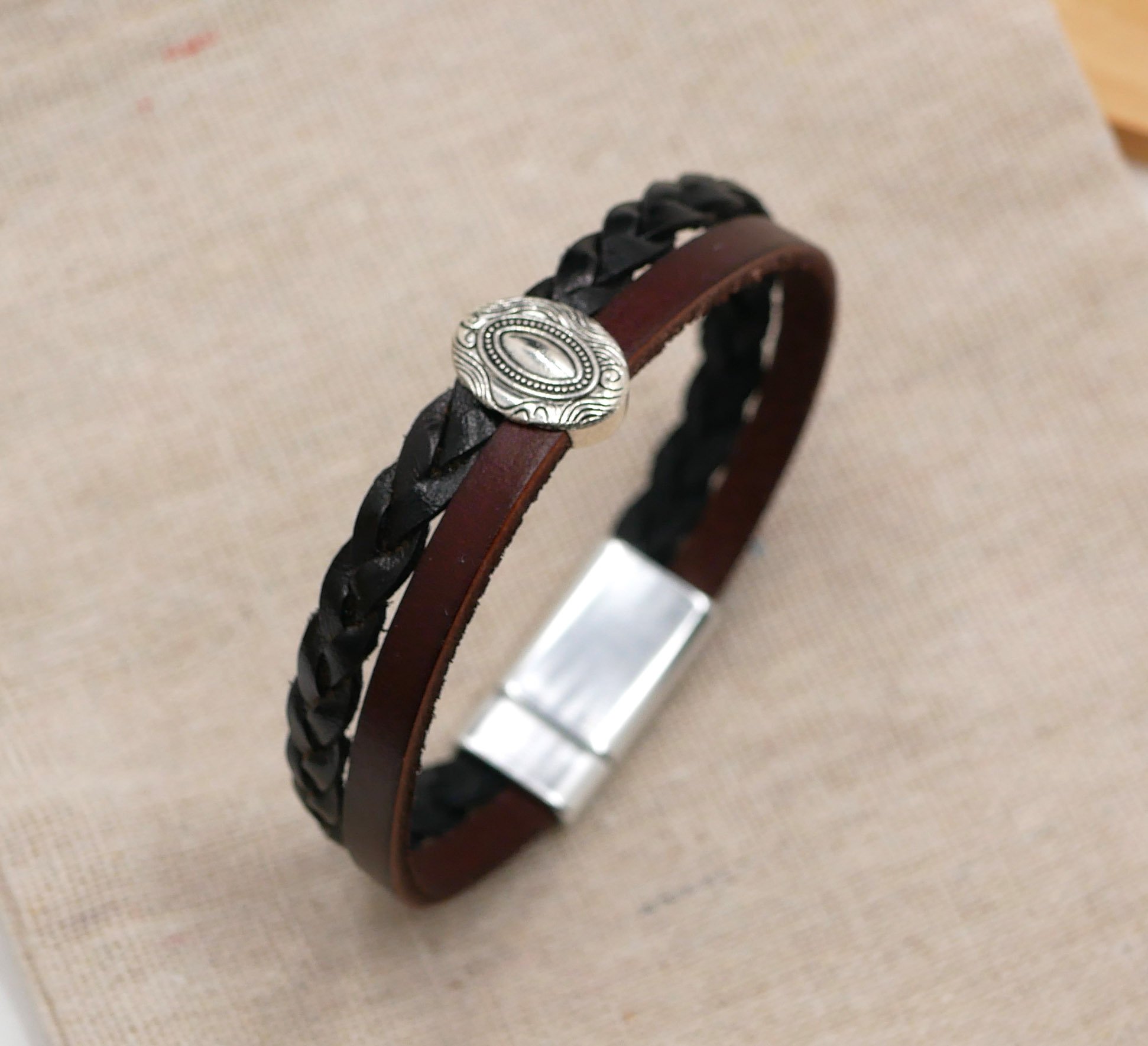 Medaillon armband duo zwart en bruin vintage geweven leer met magnetische sluiting