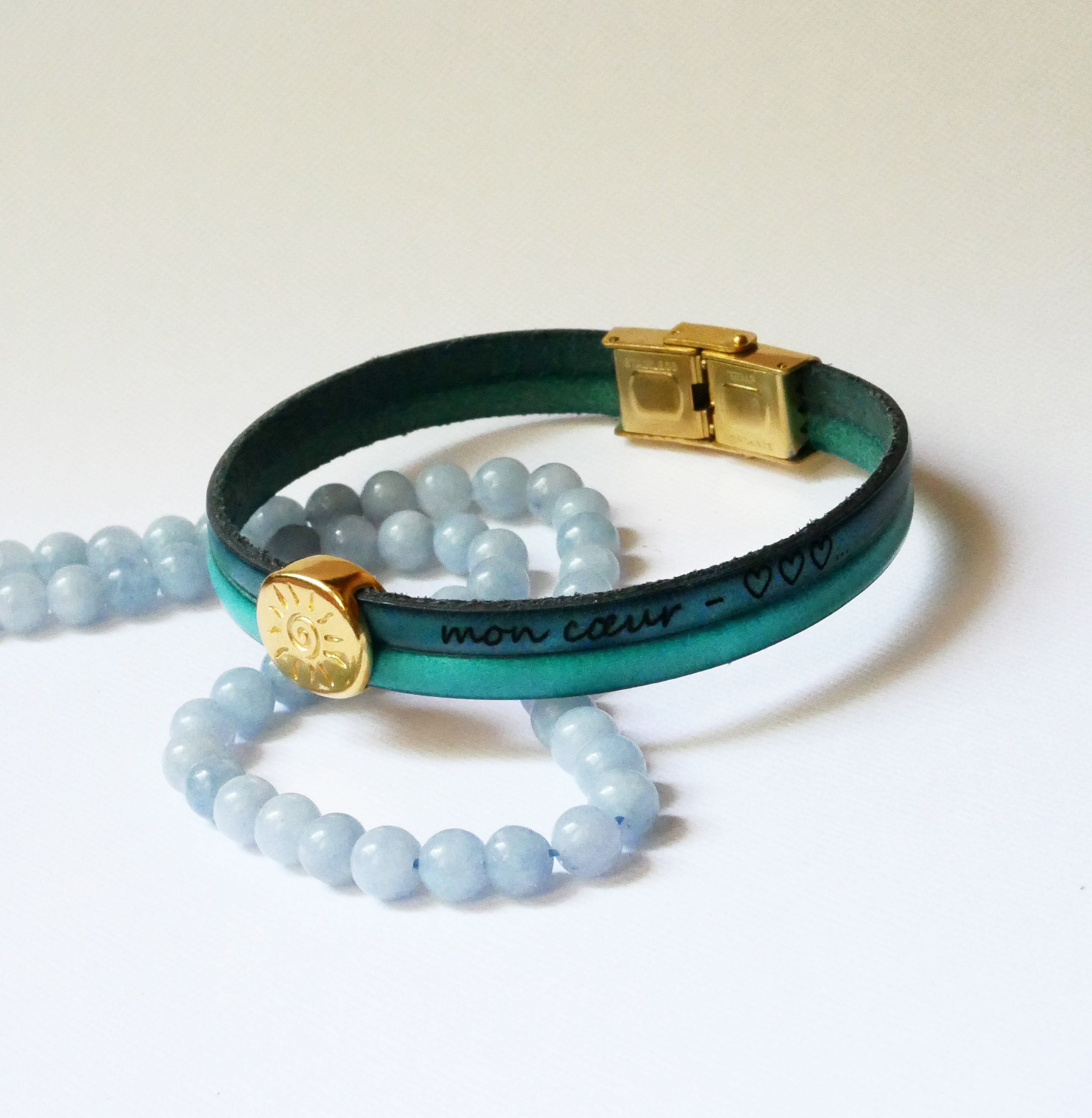 Soleil gouden armband op een duo van leer om te personaliseren en graveren