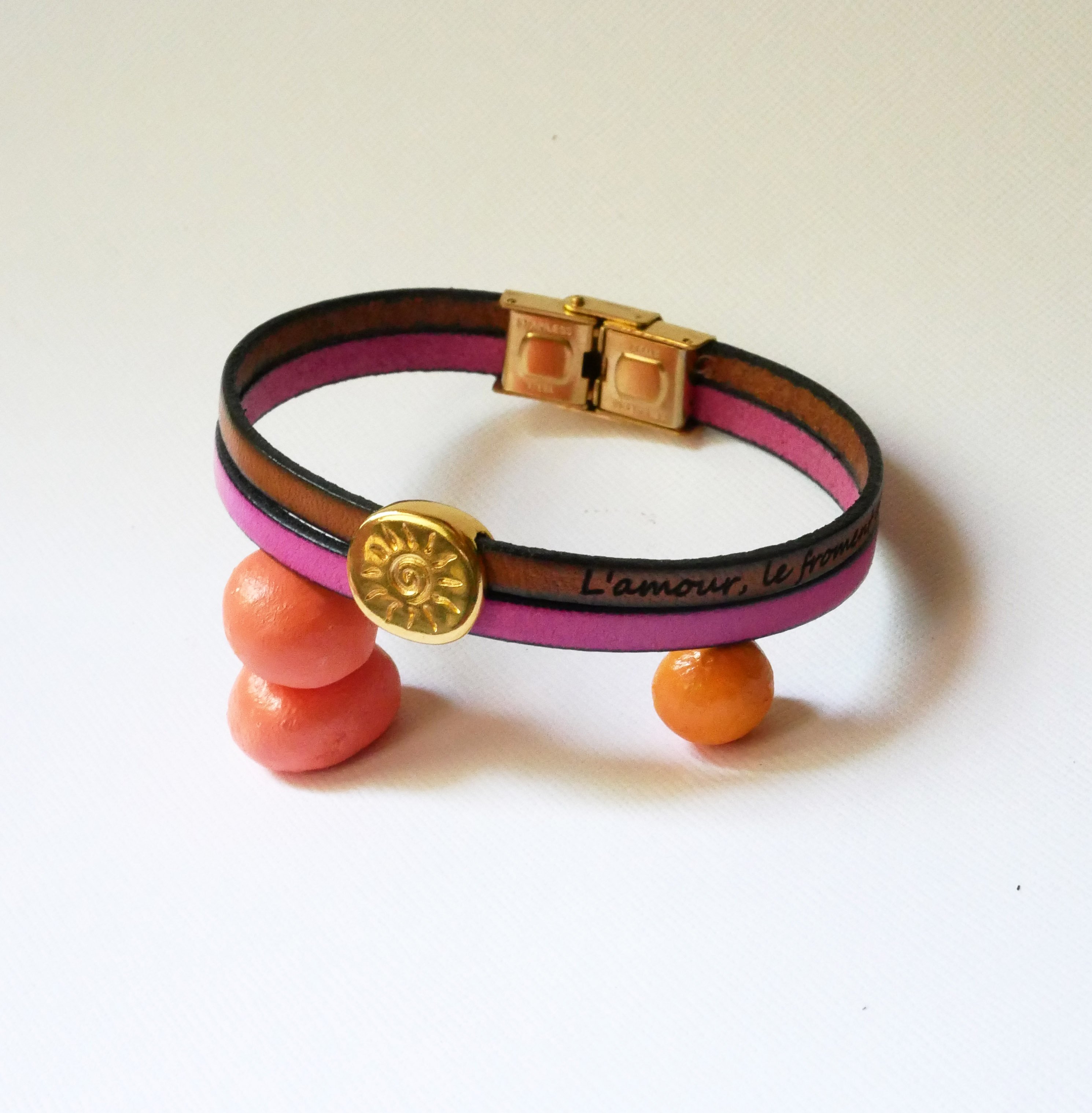 Soleil gouden armband op een duo van leer om te personaliseren en graveren