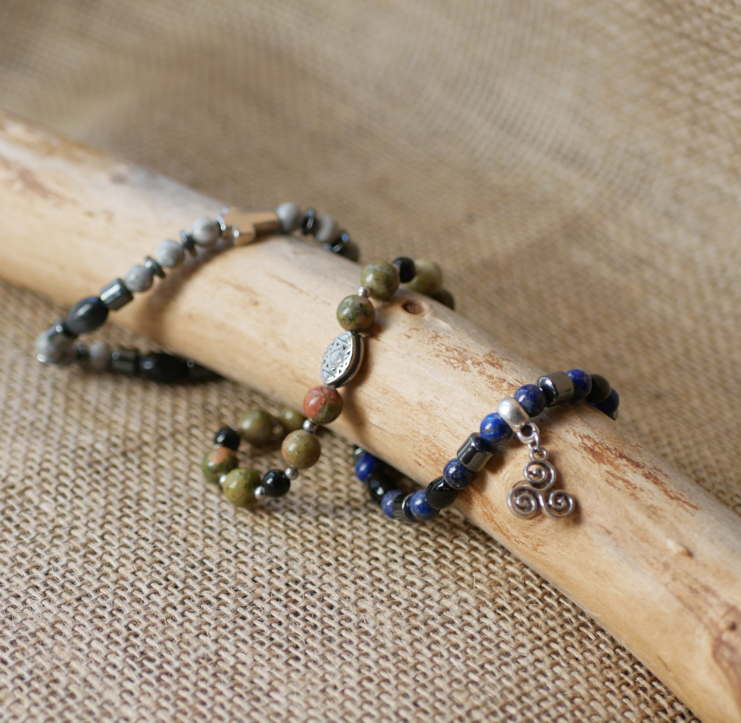 Langwerpige stalen kralenarmband met unakiet natuursteen kralen 
