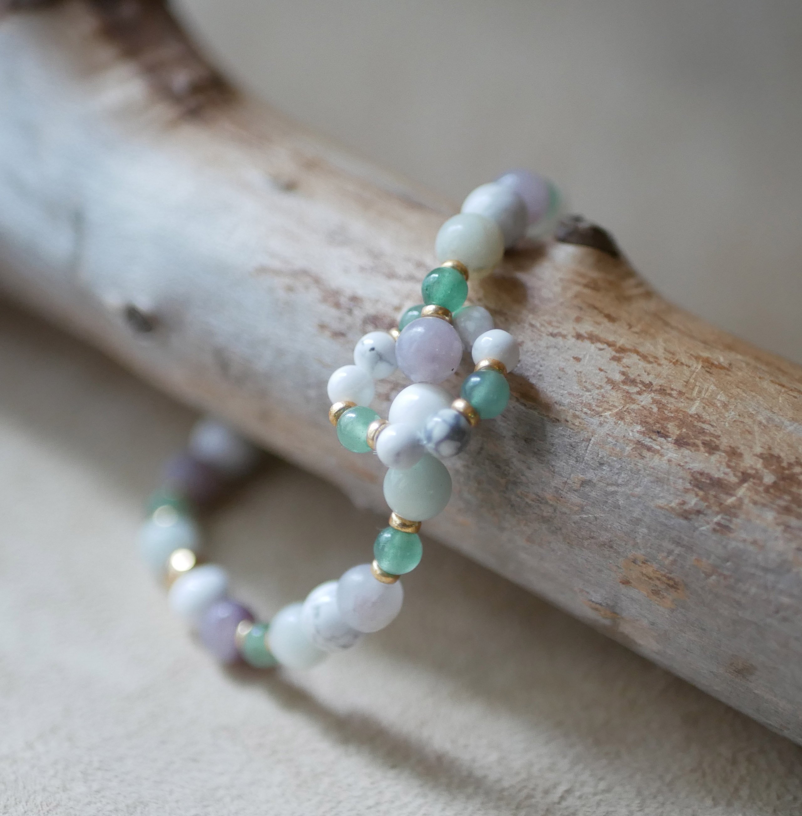 Aventurijn natuurstenen armband met miniparelring