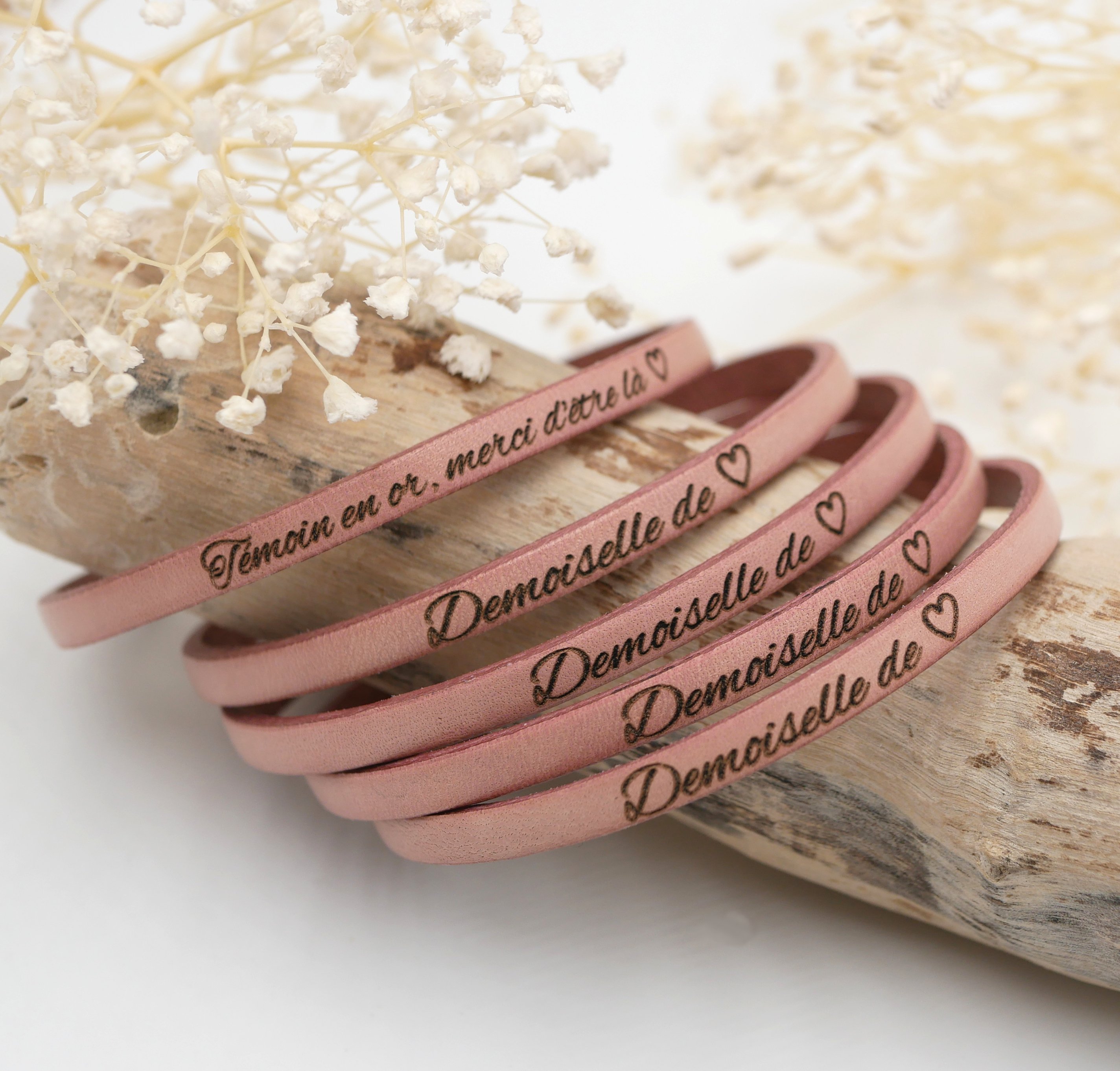 Set van 20 leren armbanden zelfs gegraveerd voor Save the date of huwelijksgast geschenken