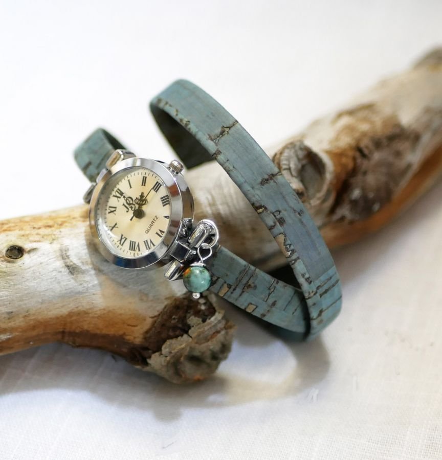 Zilveren horloge met kurken armband 2 slagen met verstelbare sluiting