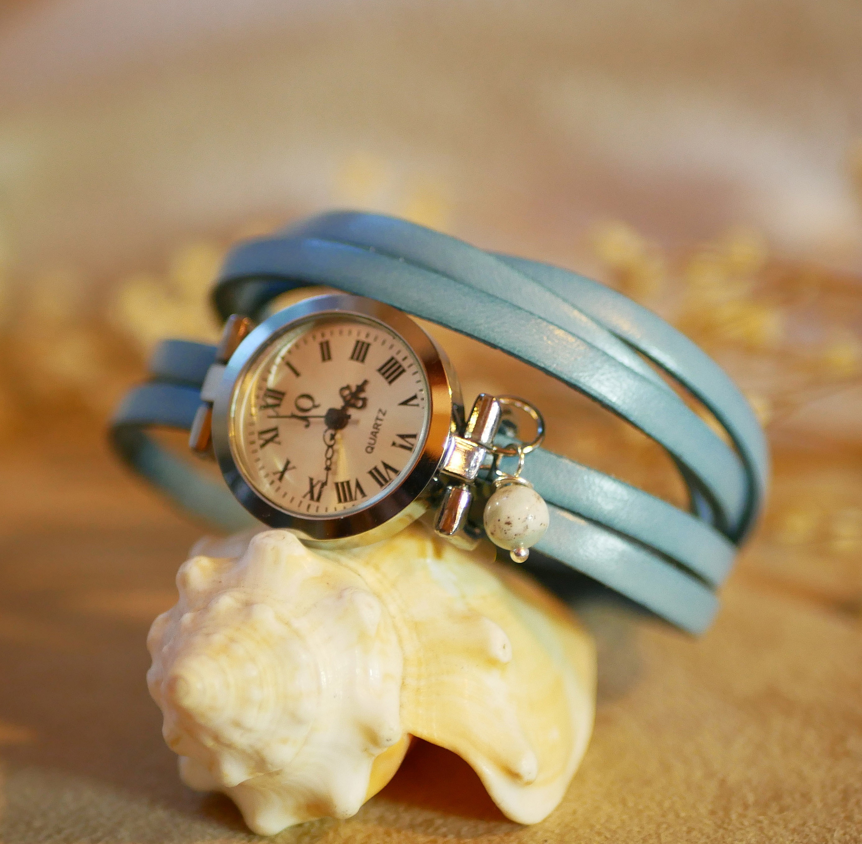 Zilveren multi-turn leren armband met verstelbare sluiting