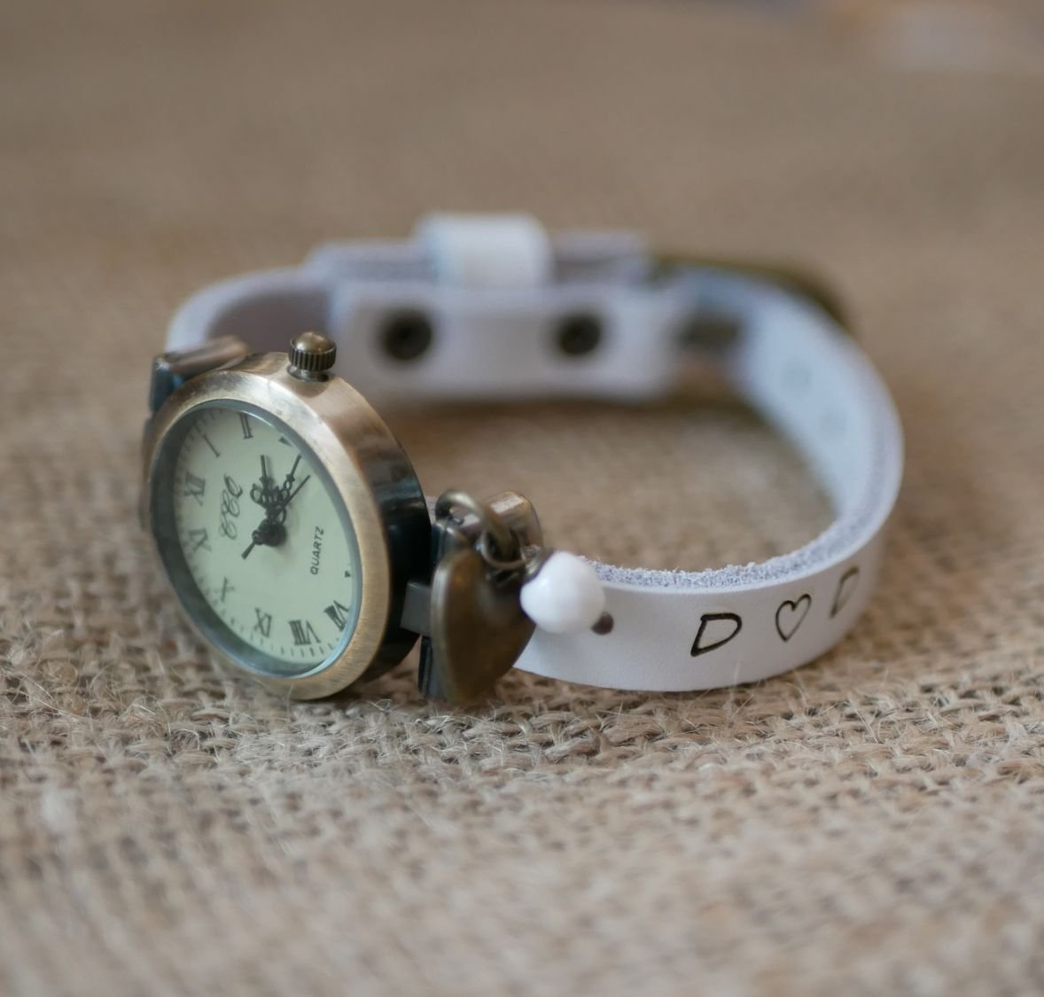 Lederen armbandhorloge, volledig aanpasbaar 