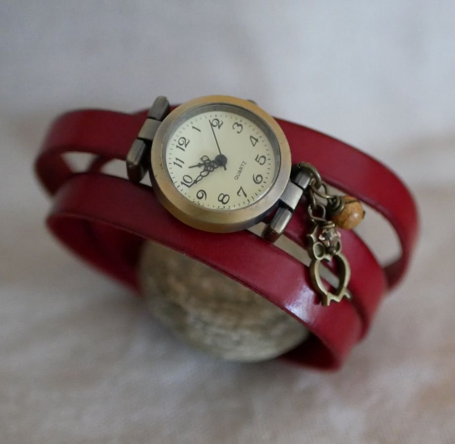 Lederen armband horloge 2 of 3 rondes met parel en hanger