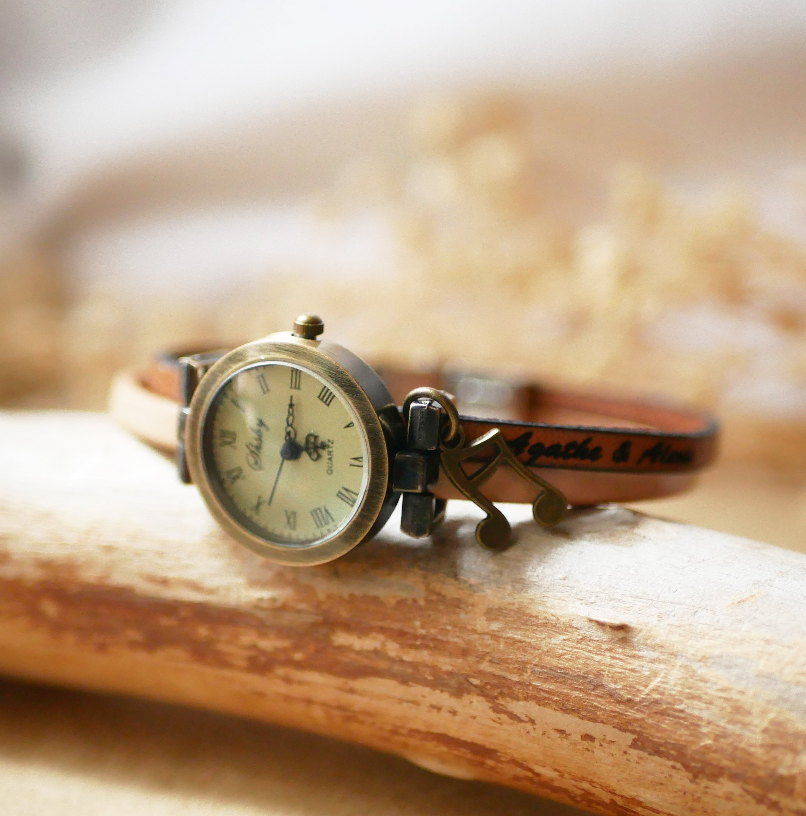 Leren duo-horloge in kleur naar keuze en persoonlijke gravure