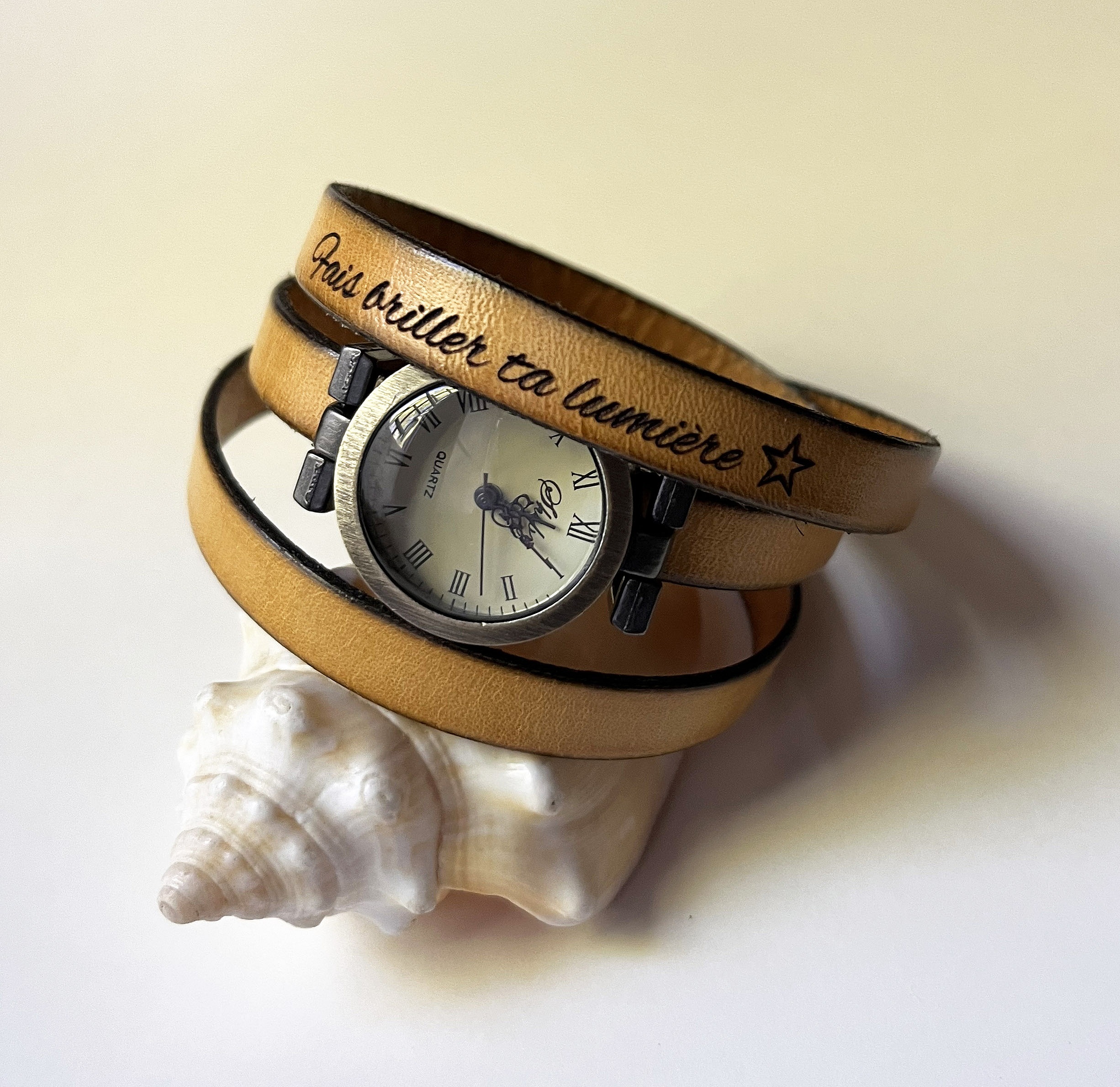 Aanpasbaar triple tour horloge met bronzen wijzerplaat 