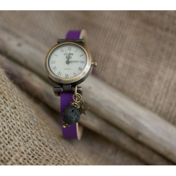 Horloge met lavasteenbedel en lederen band naar keuze