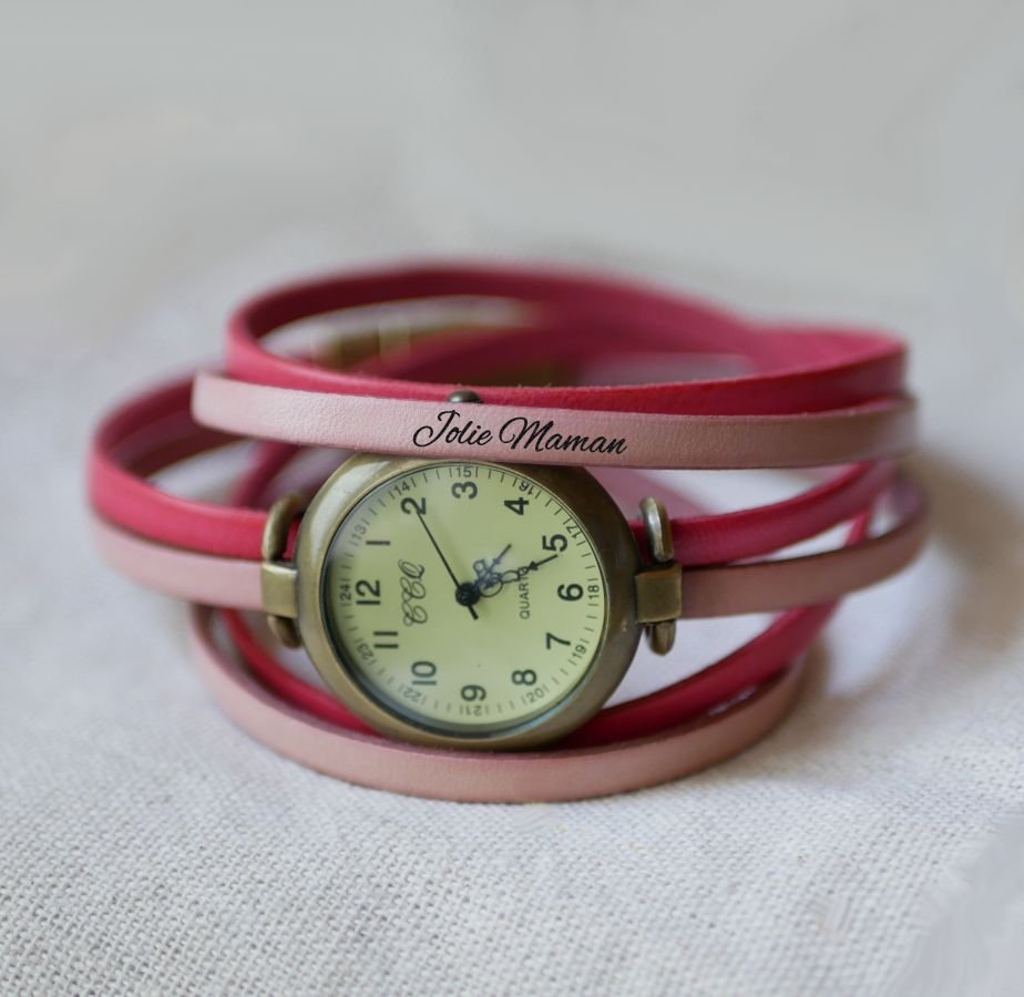 Vintage horloge met bronzen wijzerplaat en aangepaste driedubbele lederen band.
