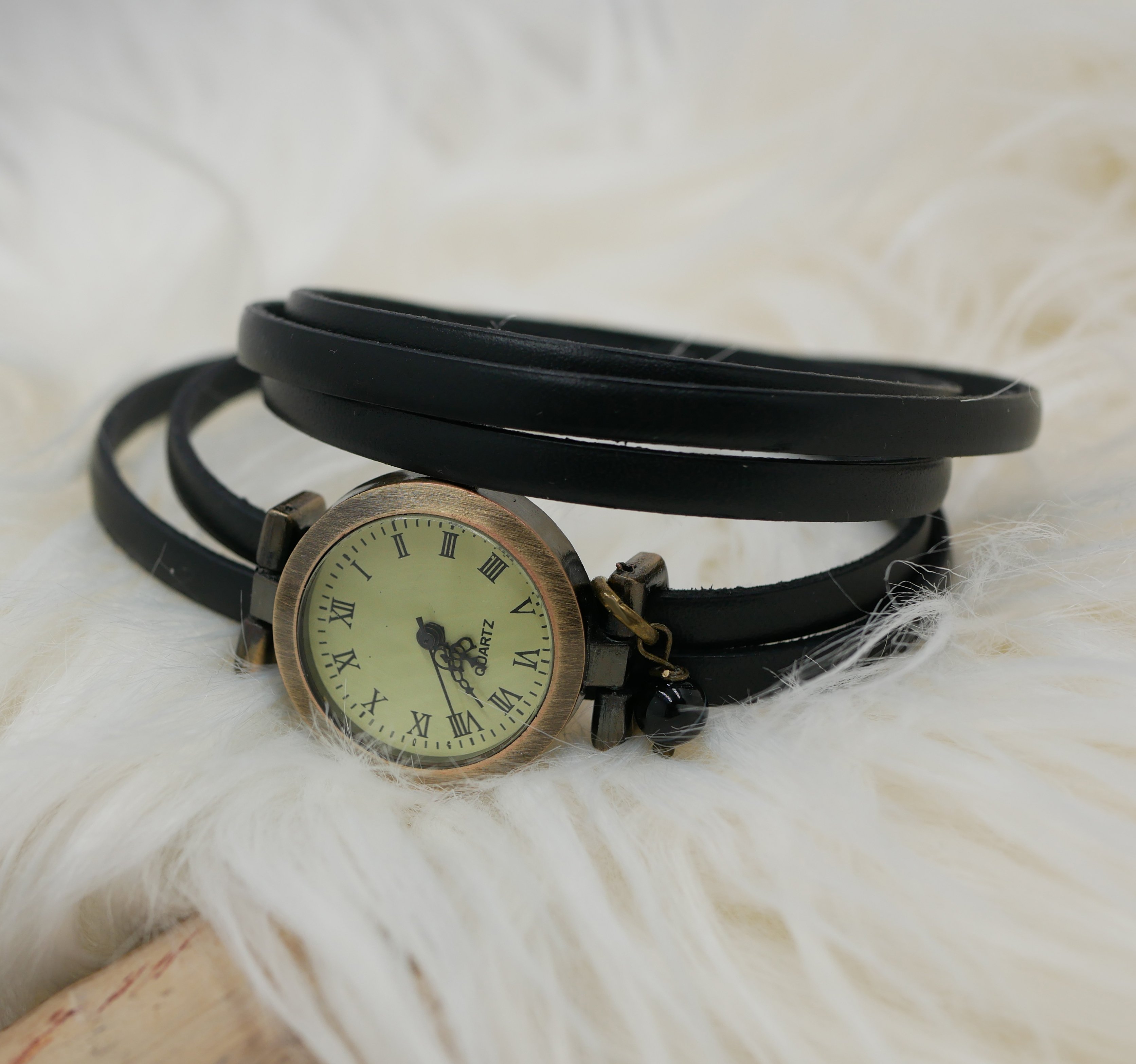 Vintage multi-turn leren horloge met verstelbare sluiting