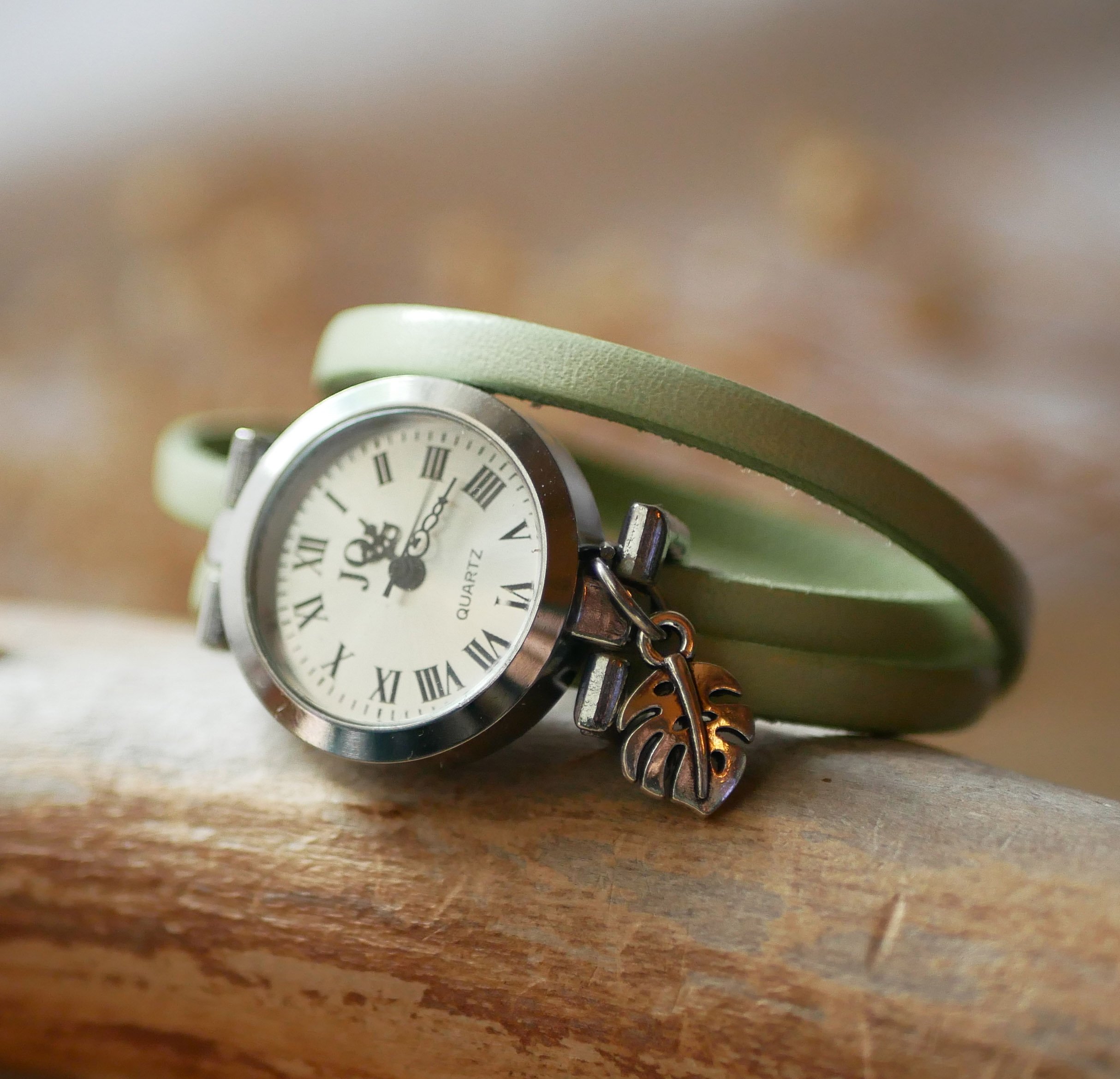 Horloge te personaliseren met een lederen band, 3 slagen, zilveren wijzerplaat met hanger 