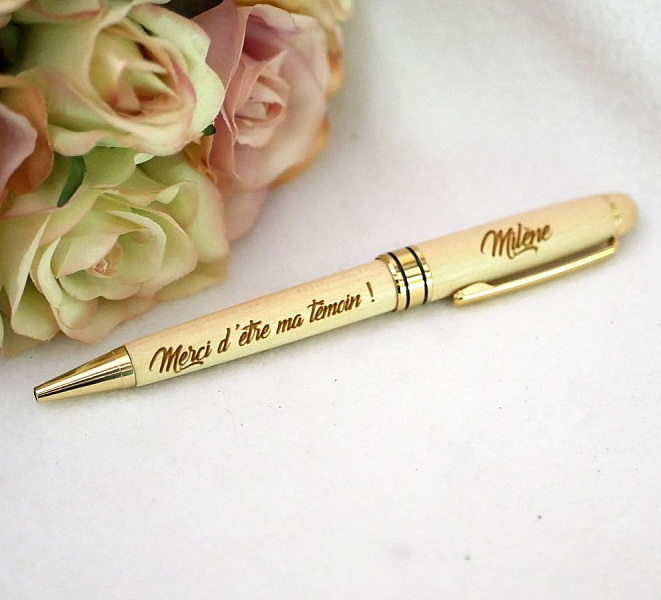 Geschenktas voor vrouwen met gegraveerde houten pen + personaliseerbare lederen riem + sleutelhanger 