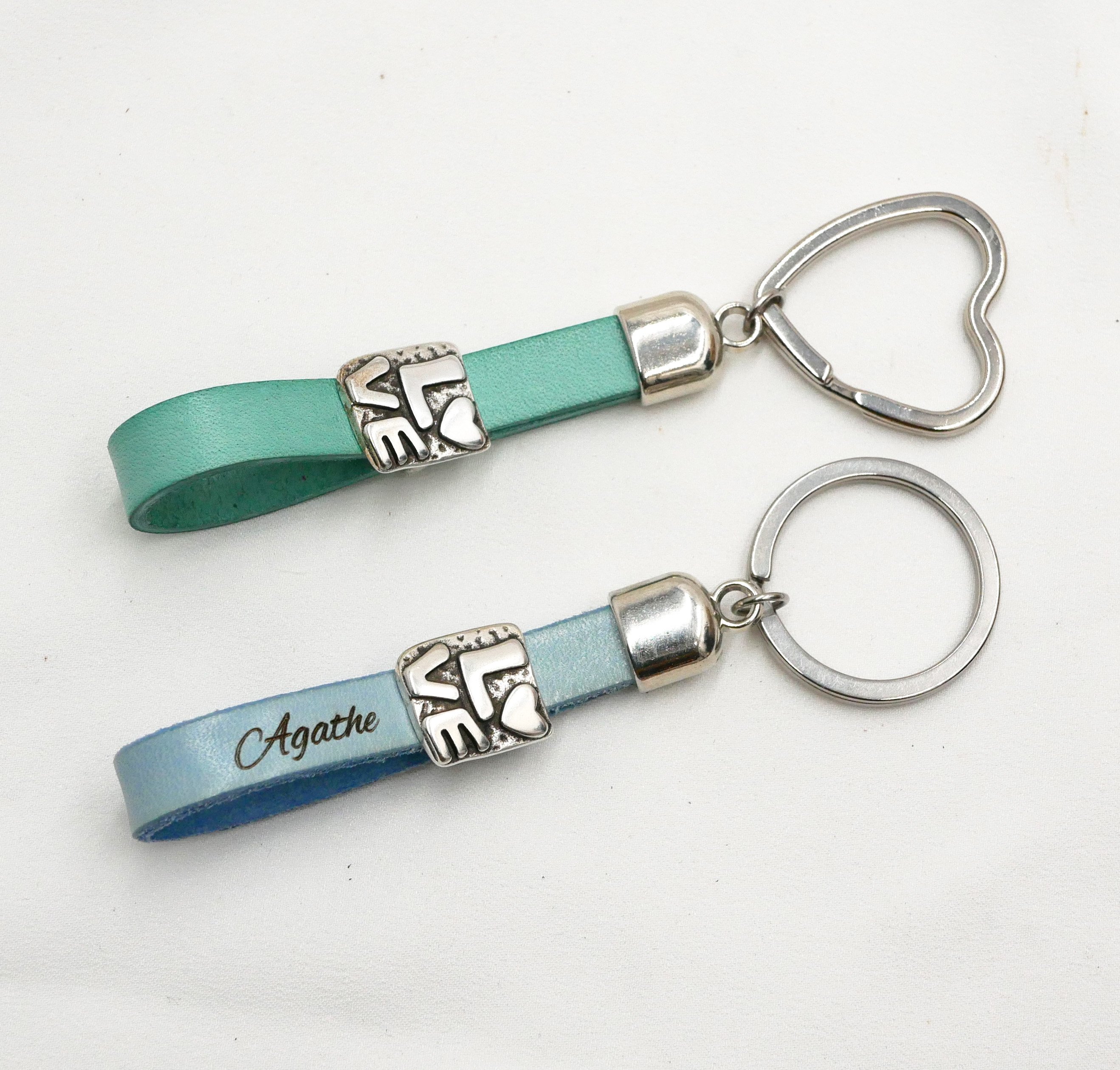 Sleutelhanger van liefdesleer, personaliseerbaar met Valentijnsgravure