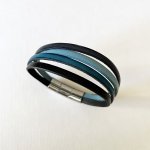 Bracelet manchette homme aux 4 cuirs bleu et gris fermoir avec extension