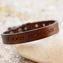 Te personaliseren leren herenarmband donkerbruin met zilveren gesp