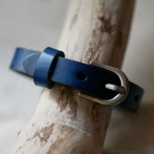 Te personaliseren herenarmband in blauw leer 