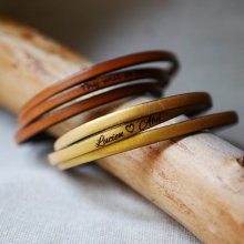 Gepersonaliseerde 3-draads leren armband voor vrouwen