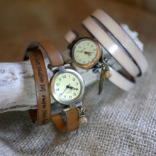 Lederen armband horloge 2 of 3 rondes met parel en hanger
