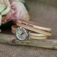 Horloge met dubbele lederen band met natuurlijke stiksels en een tweede kleur naar keuze om te personaliseren 